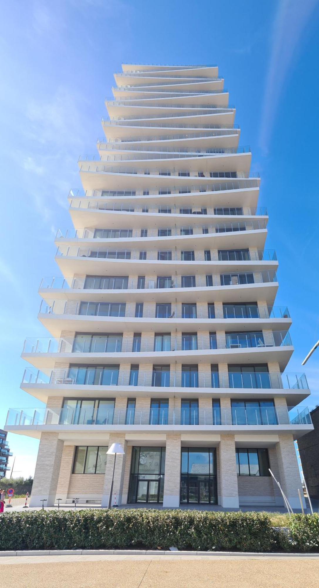 Central Park Tower Sea View Residence With Pool And Gym Ostende Exteriér fotografie